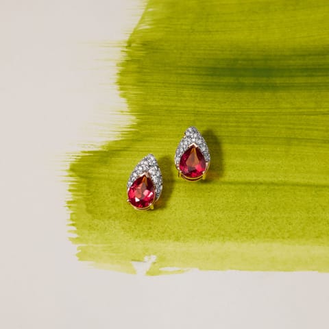 Gilded Red Gemstone Stud Earrings Gilded Red Gemstone Stud Earrings