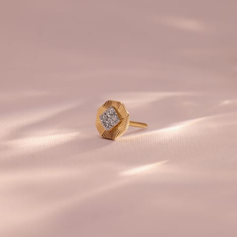 Aristide Strikes Diamond Stud for Men