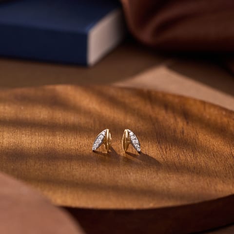 Embossed Petal Diamond Stud Earrings Embossed Petal Diamond Stud Earrings