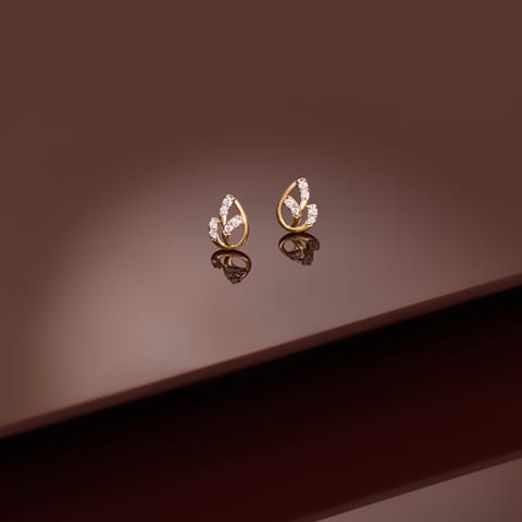 Shining Arch Diamond Stud Earrings
