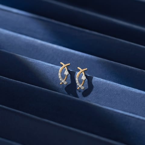 Crossover Arc Diamond Stud Earrings Crossover Arc Diamond Stud Earrings
