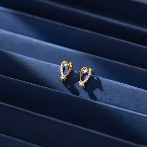 Elongated Heart Diamond Stud Earrings Elongated Heart Diamond Stud Earrings
