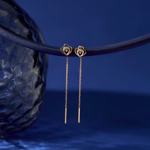 Minimal Scallop Diamond Sui Dhaga Earrings Minimal Scallop Diamond Sui Dhaga Earrings