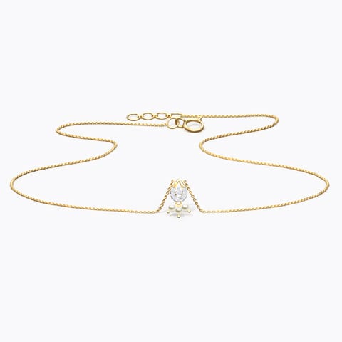 Glittering Pearl Necklace