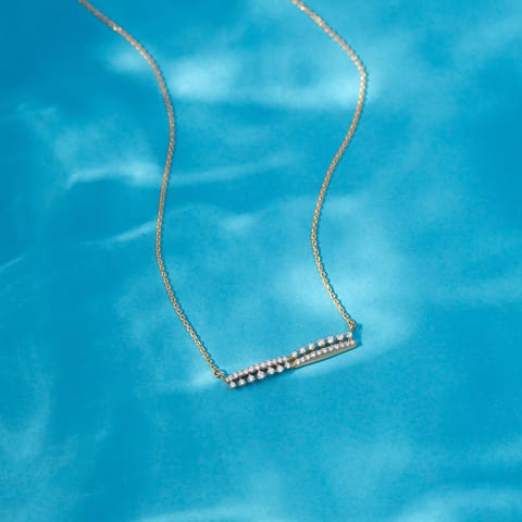 Minimal Streaks Diamond Necklace Minimal Streaks Diamond Necklace
