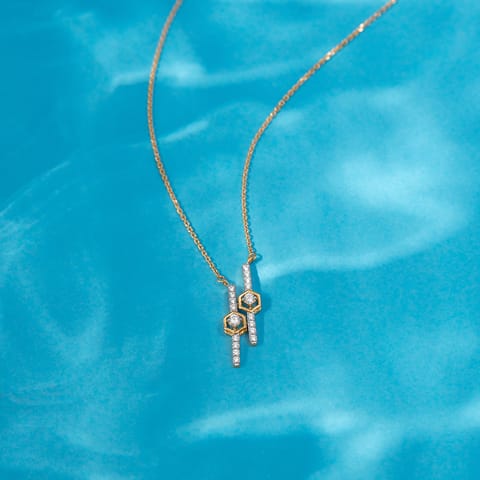 Lining Hexa Diamond Necklace