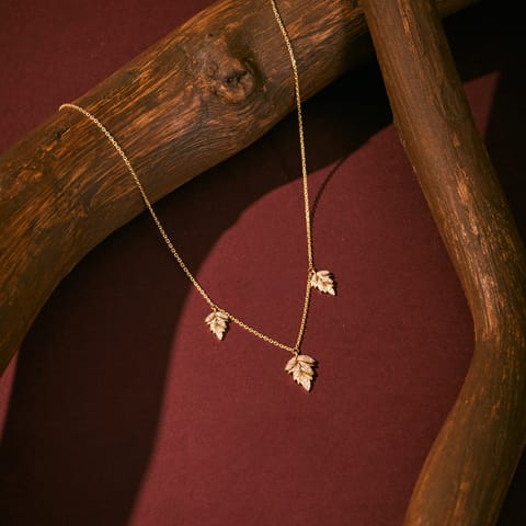 Leaflet Station Diamond Necklace Leaflet Station Diamond Necklace