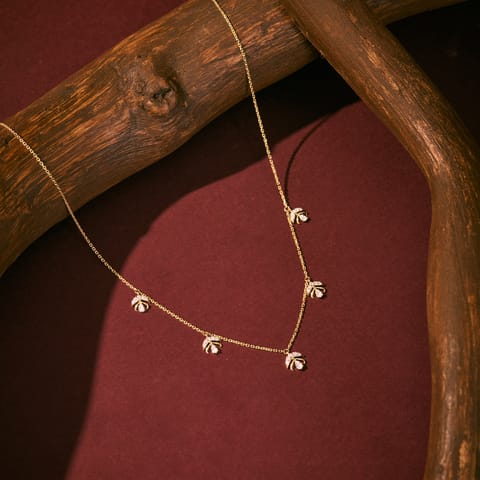 Leaf Station Diamond Necklace