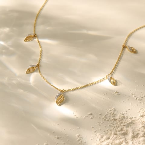 Swaying Leaves Diamond Necklace