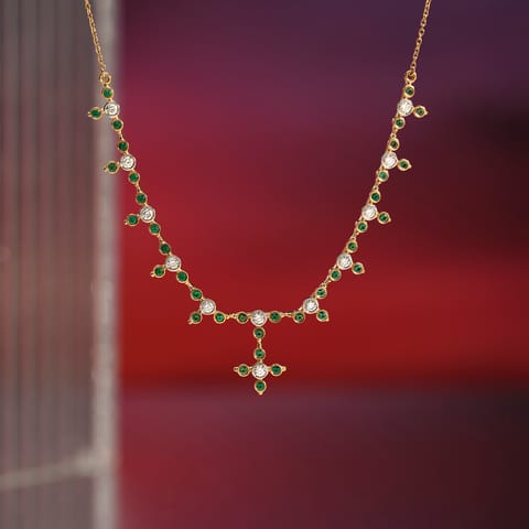 Streaming Verdant Gemstone Necklace Streaming Verdant Gemstone Necklace