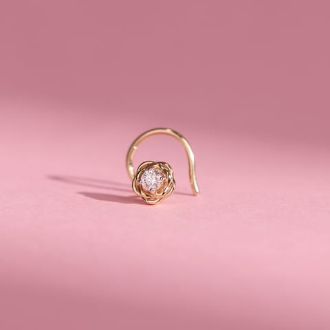 Floral Eclat Diamond Nose Pin Floral Eclat Diamond Nose Pin