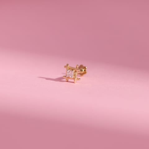 Tiny Twinkle Diamond Nose Pin