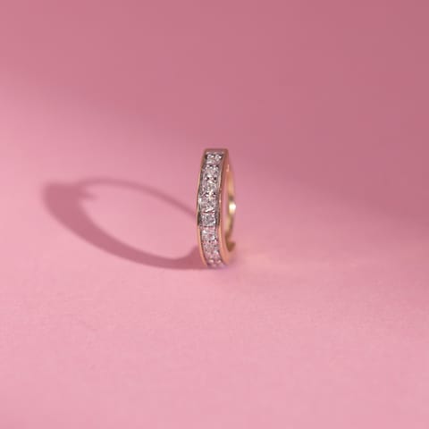 Semi Linear Diamond Nose Pin