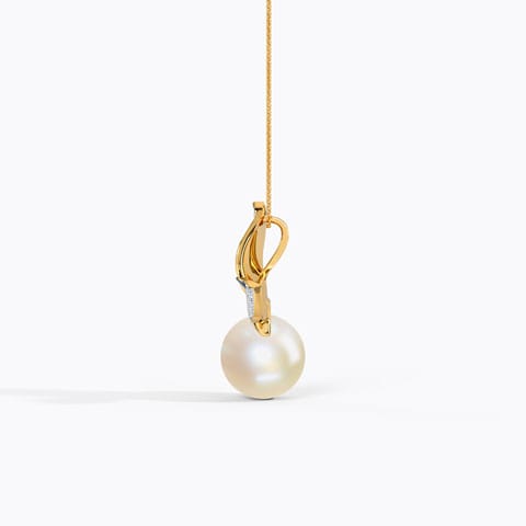 Perched Blue Butterfly Pearl Pendant Perched Blue Butterfly Pearl Pendant