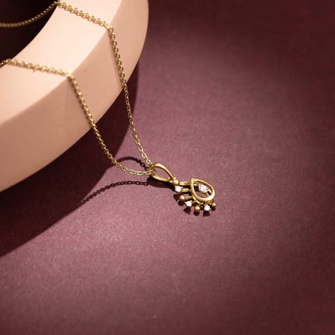 Pear Rays 9KT Diamond Pendant Pear Rays 9KT Diamond Pendant