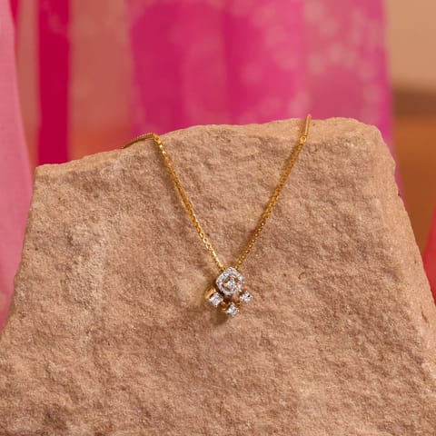 Knot Grid Diamond Pendant