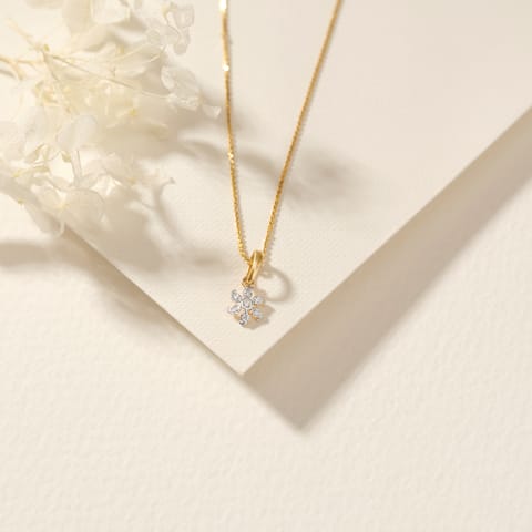 Swirl Seven Diamond Pendant