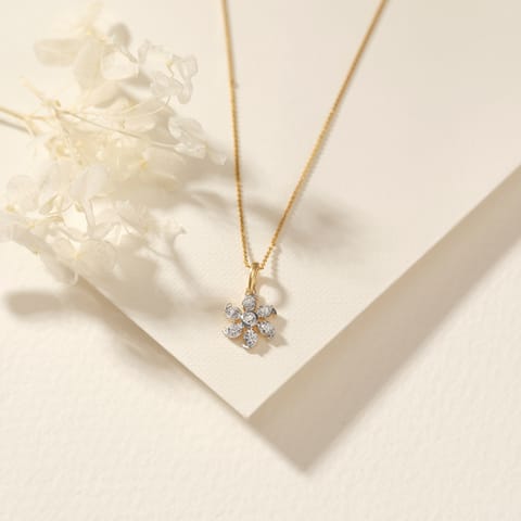 Whirling Seven Diamond Pendant Whirling Seven Diamond Pendant