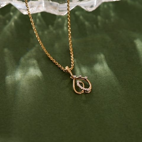 Spiraled Diamond Pendant