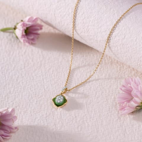 Green Impression Diamond Pendant