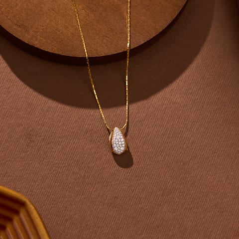 Pear Pav�iamond Pendant
