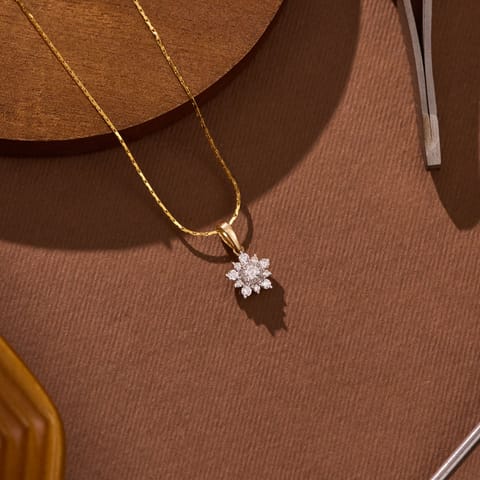 Stellar Star Diamond Pendant Stellar Star Diamond Pendant