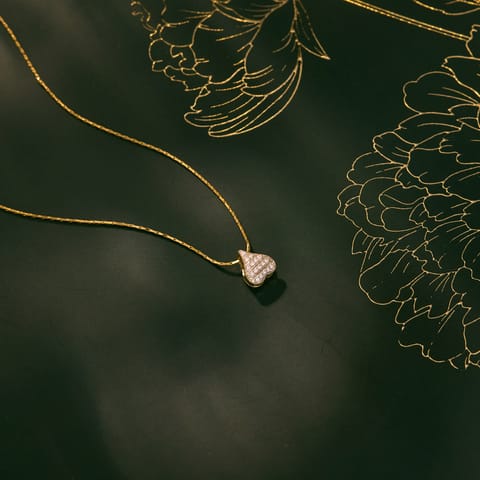 Alluring Leaf Diamond Pendant Alluring Leaf Diamond Pendant