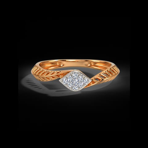 Wavy Kite Diamond Ring