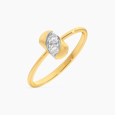 Minimal Spark Diamond Ring