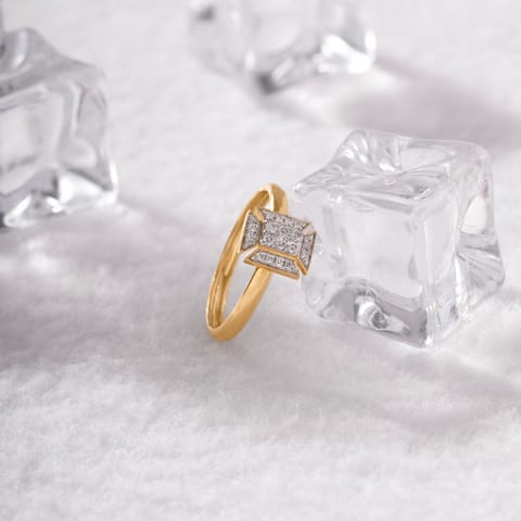 Square Glint Diamond Ring