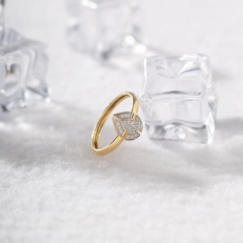 Pear Poise Diamond Ring
