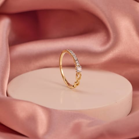 Lustre Links Diamond Ring