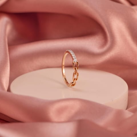 Glitzy Link Diamond Ring