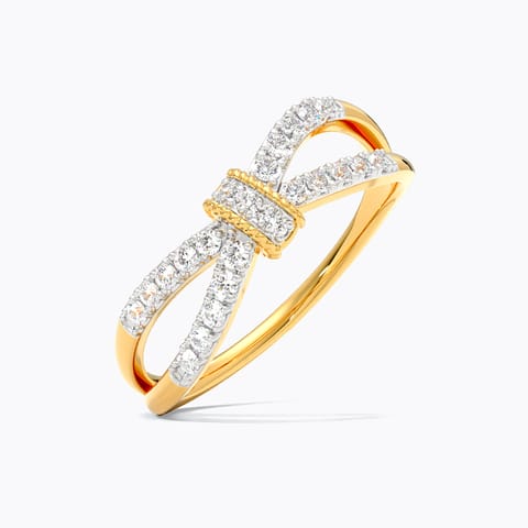 Twisting Gleam Diamond Ring