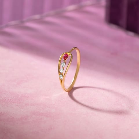 Red Flame 9KT Gemstone Ring