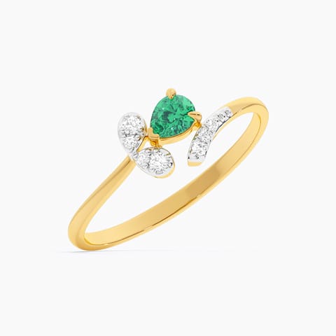 Averna Green 9KT Gemstone Ring Averna Green 9KT Gemstone Ring