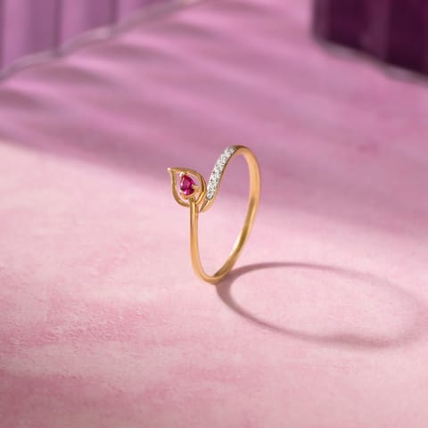 Red Petal 9KT Gemstone Ring