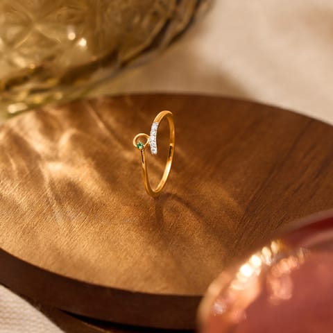 Looping Line 9KT Gemstone Ring