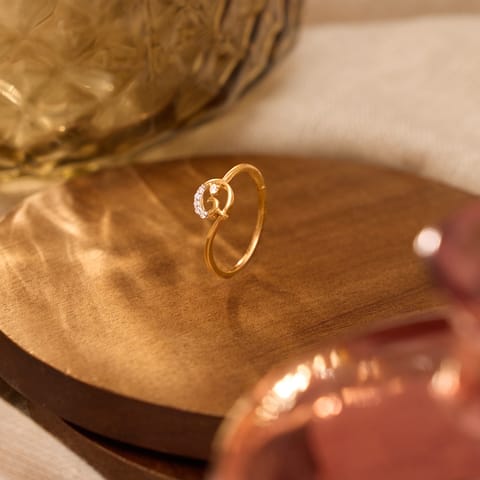 Circular Gleam 9KT Diamond Ring