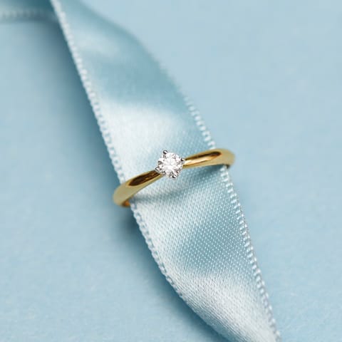Sparkling Single Stone Diamond Ring Sparkling Single Stone Diamond Ring