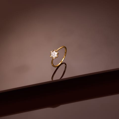 Classic Floral Diamond Ring Classic Floral Diamond Ring