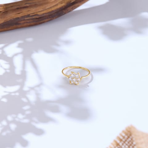 Swirly Gleam Diamond Ring Swirly Gleam Diamond Ring