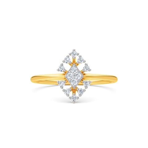 Strking Glam Diamond Ring