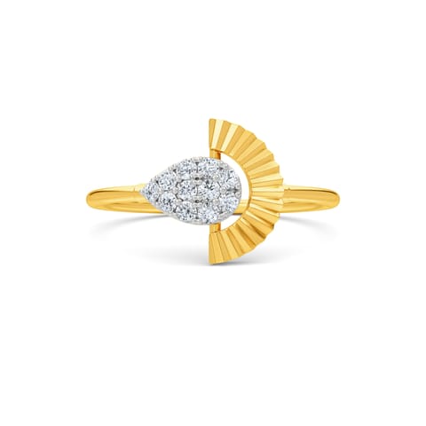 Emboss Pear Diamond Ring Emboss Pear Diamond Ring