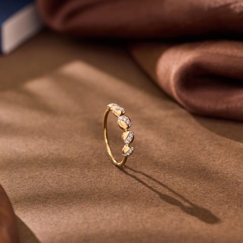 Beaming Spheres Diamond Ring Beaming Spheres Diamond Ring