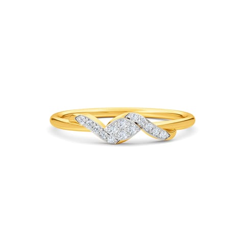 Slanting Sleek Diamond Ring Slanting Sleek Diamond Ring