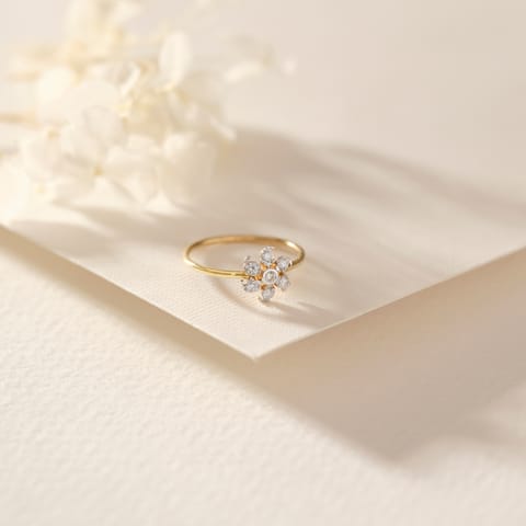 Twirl Seven Diamond Ring Twirl Seven Diamond Ring