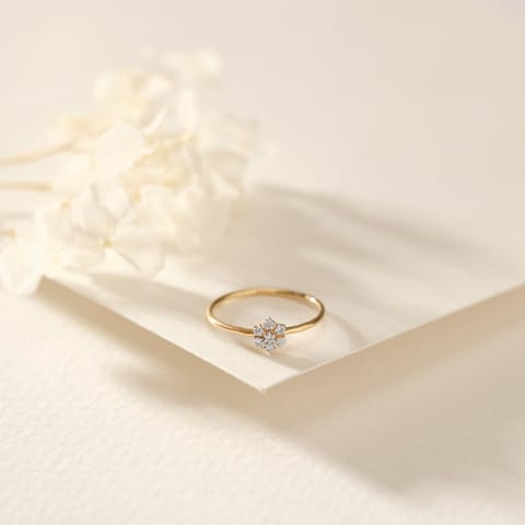 Seven Glow Diamond Ring Seven Glow Diamond Ring