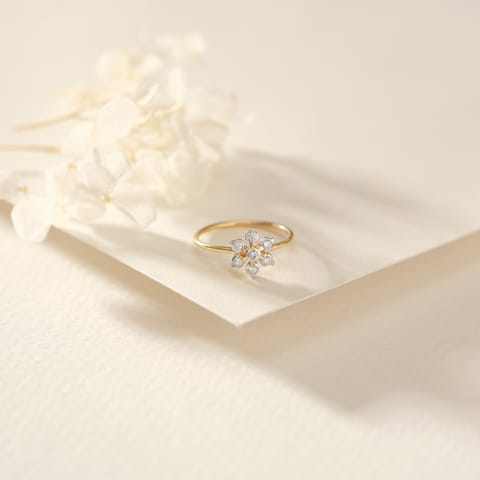 Lumina Seven Diamond Ring Lumina Seven Diamond Ring