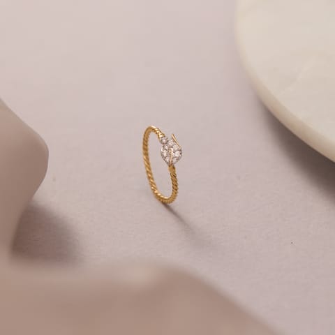 Verdant Contour Diamond Ring